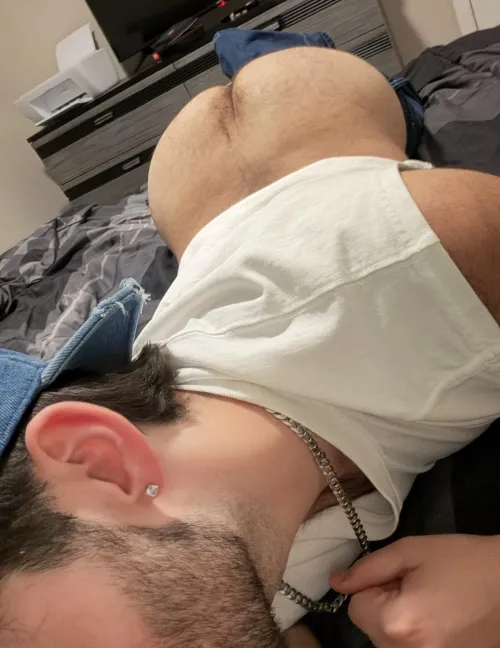 22m NY, anyone else jump to put jeans on? 