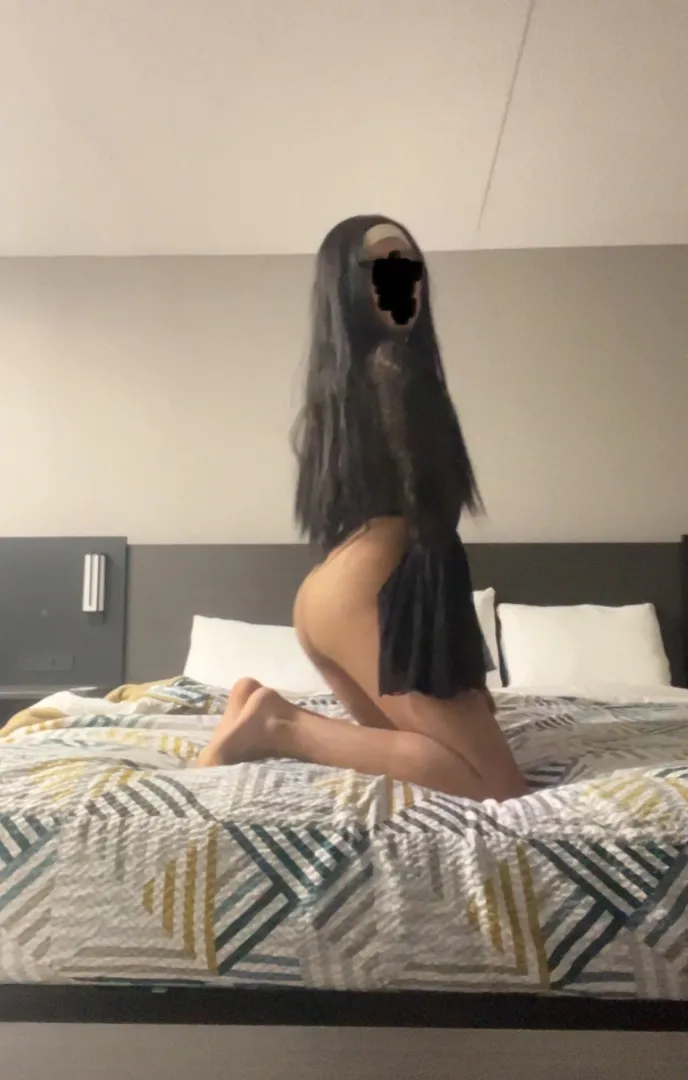 23 femboy looking for fun!!