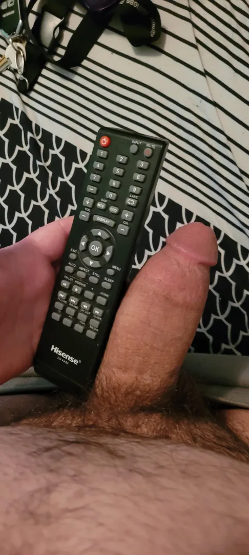 24M Hoover. Anyone want to take my fat cock?