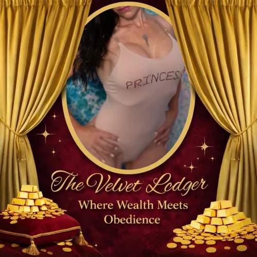 4 hot Dommes ready to rinse you