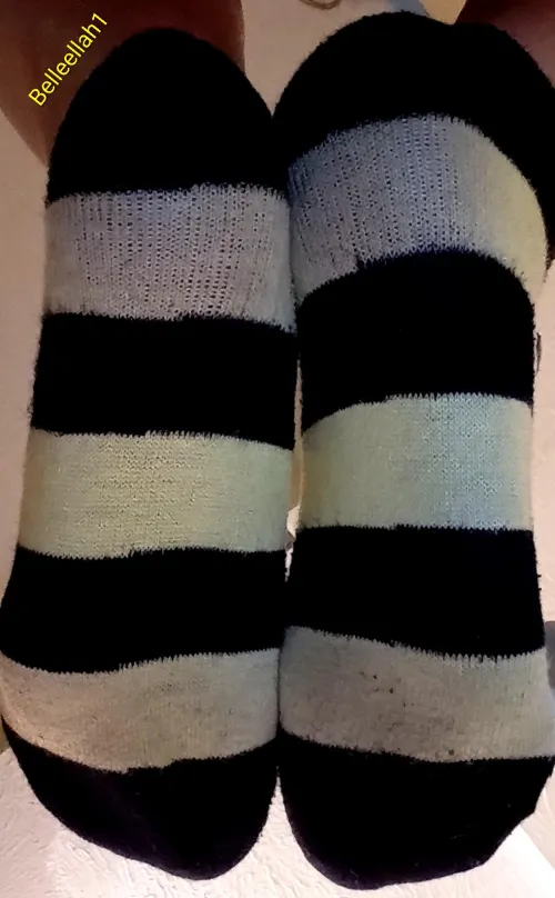 9 day worn socks ready to ship! Lots of sweaty workouts included. Message me to claim