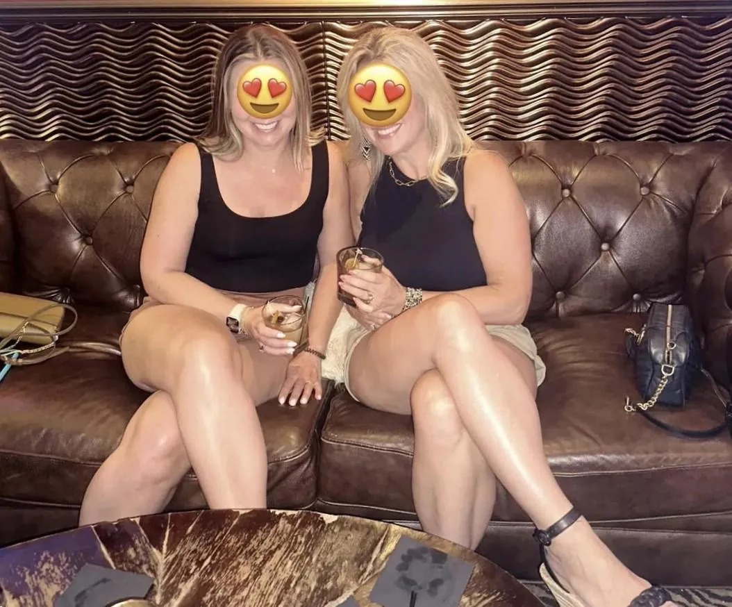 Bestie and I at the bar. I have no wrong holes and she has no gag reflex. Which one are you taking home? Right answer gets the unfiltered pic in their DMs 