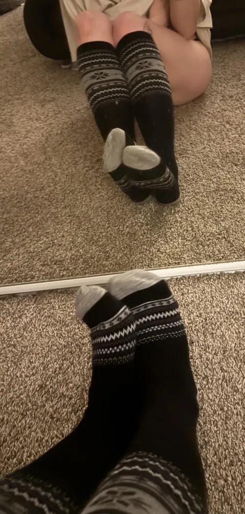 cute knee highs, don’t you think?