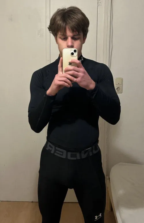 Do you like my gym outfit?
