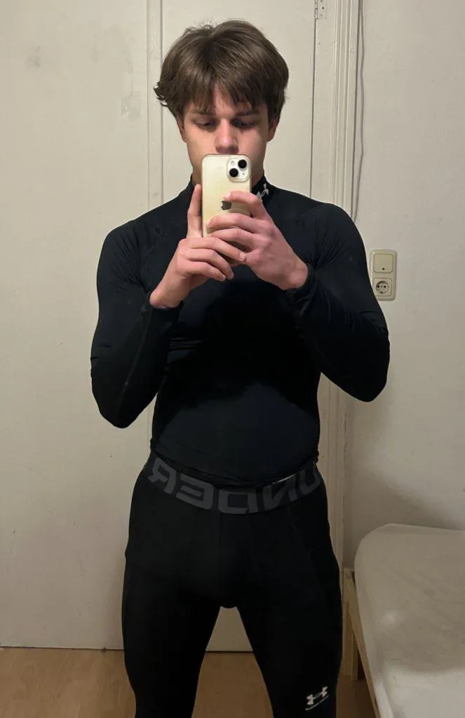 Do you like my gym outfit?