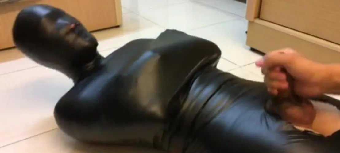 Does someone know a video source of this, i know i have seen it before, but i can’t really find it anymore