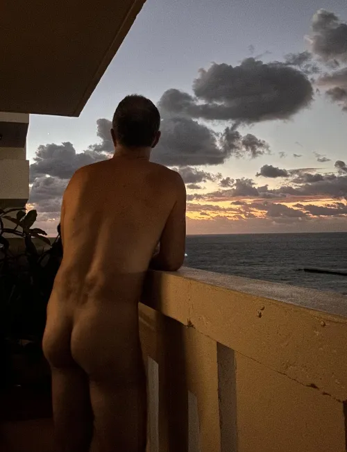 Dreaming of that vacation view!