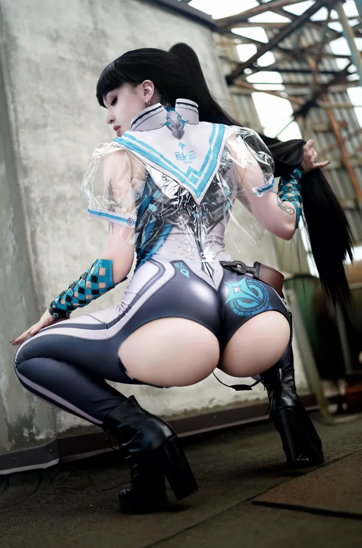 Eve02 from Stellarblade by Nana