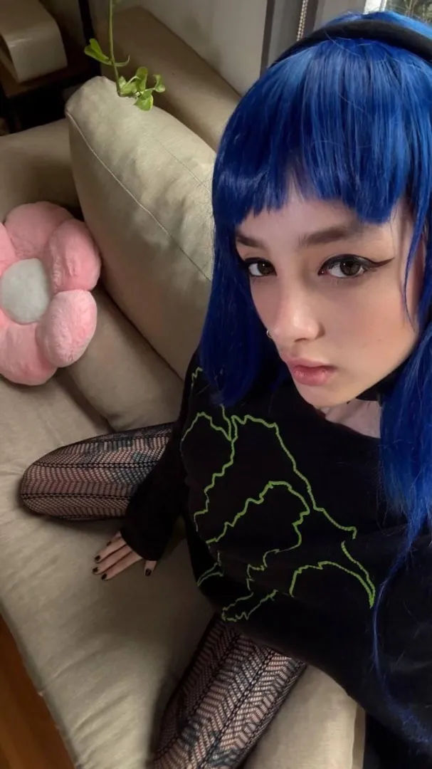 FI8 Need a host for tn - more active on instta: .lunafyrae'.