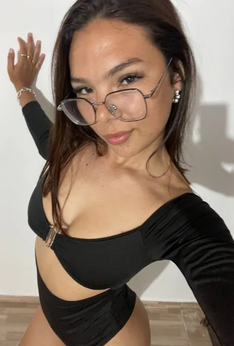 For an 18 year old girl, do you think I’m cute?