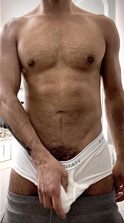 Heavily worn from back-to-back use daily wear and gym.