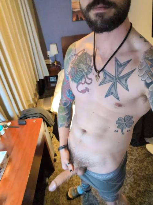 Hotels always get me so horny