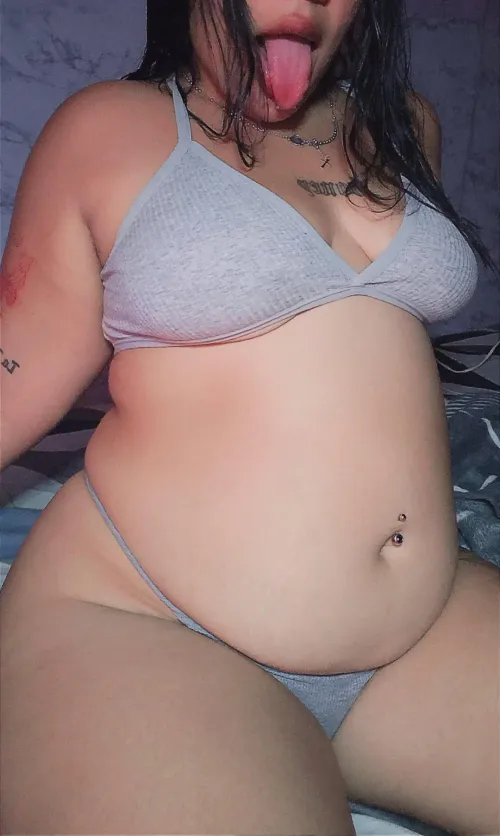 I think that being pregnant lately has made me very horny and with a lot of cravings  ...