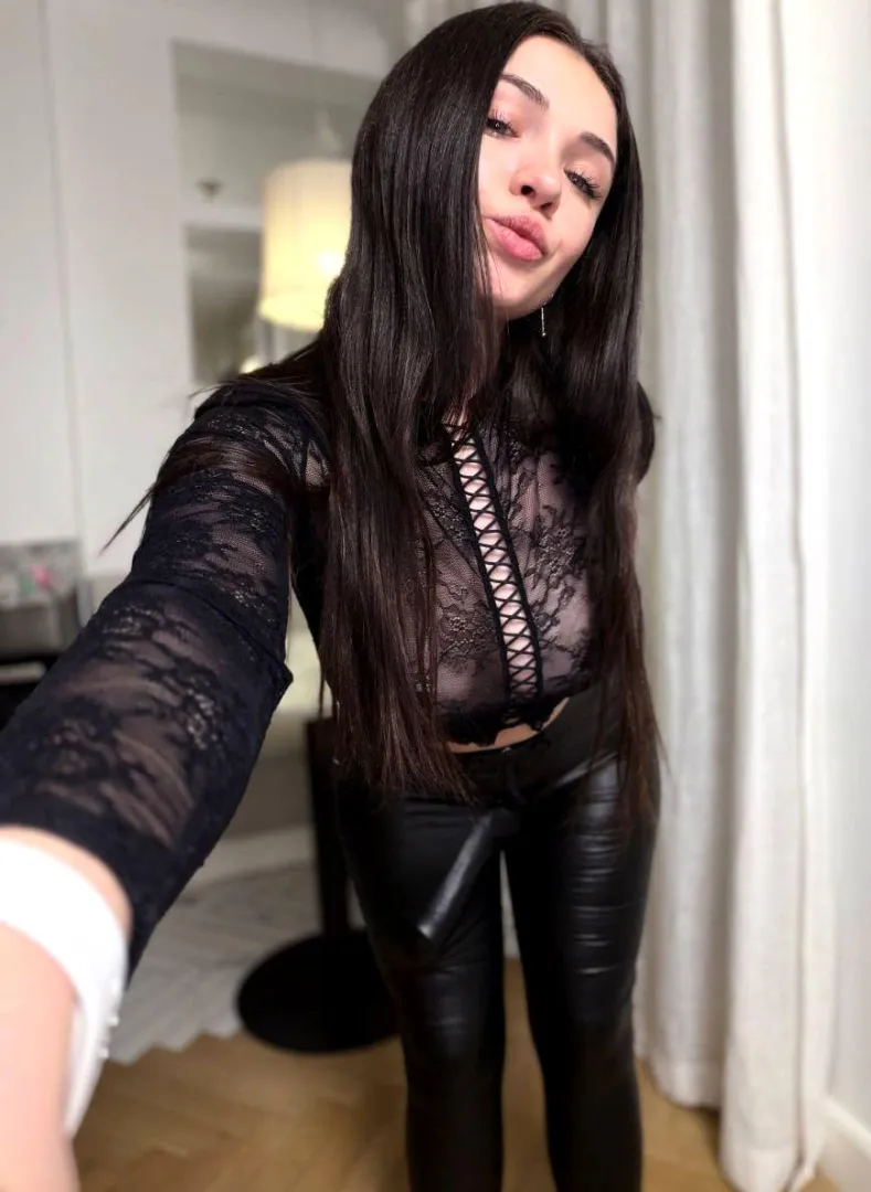 If a girl with a bulge at a party tried to touch your penis, would you let her or would you be afraid that she would force you to play with her penis too?