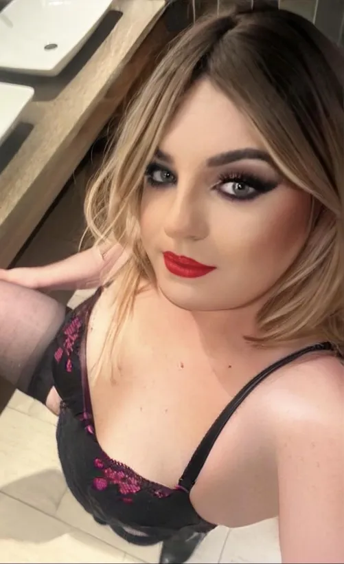 Little miss lingerie