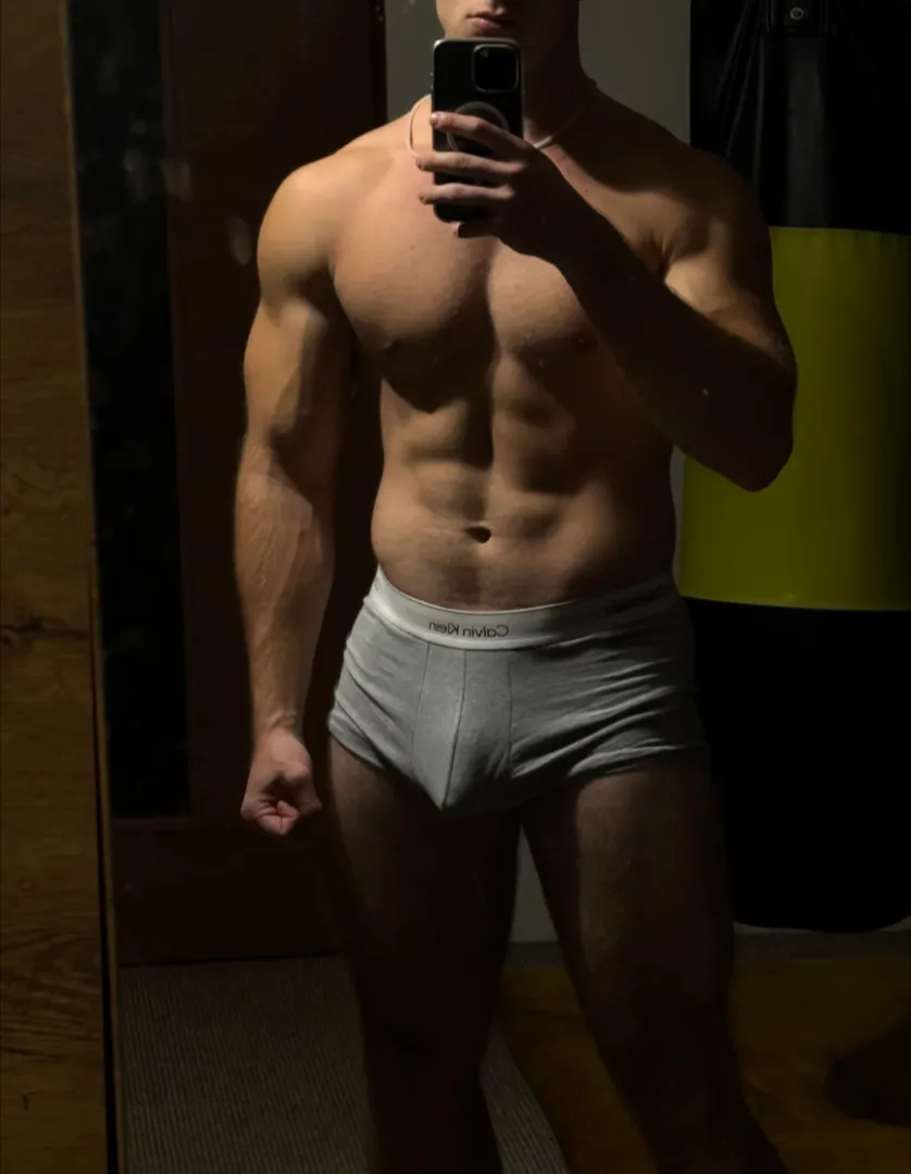 Love a tight pair of Calvin's