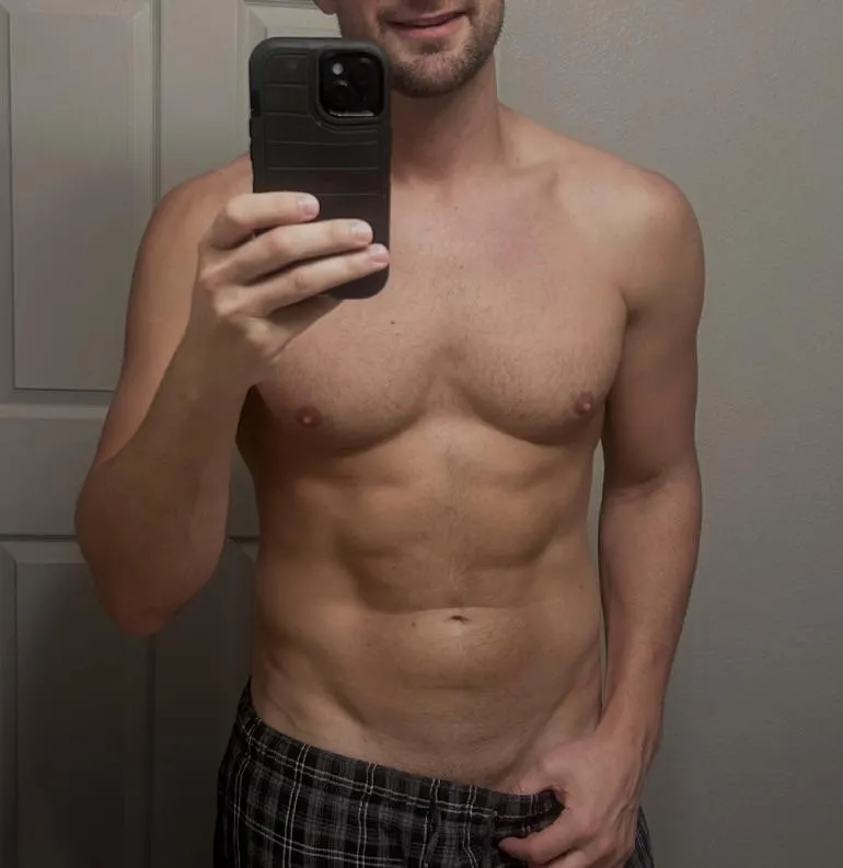 [M 4 MF/F] 38m visiting Austin tonight. Any couples or hotwives want to meet up?