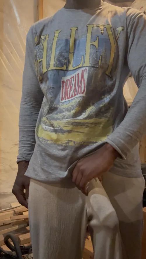 My favorite pants are back 