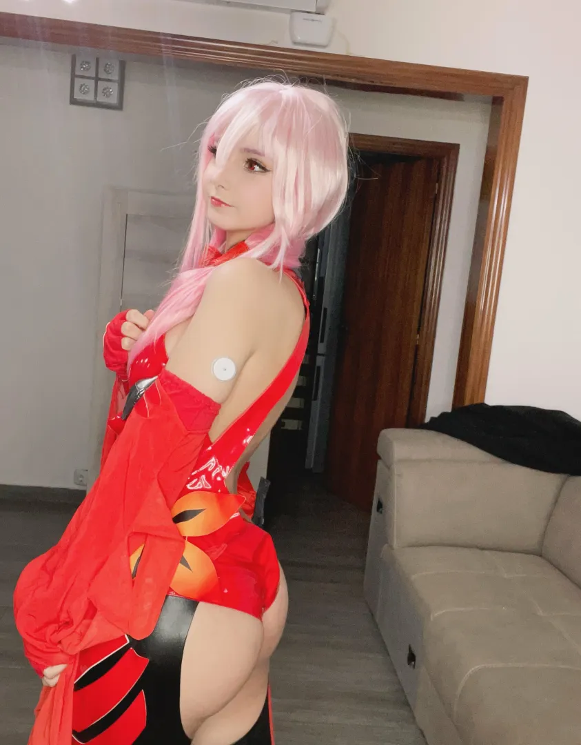 My Inori cosplay (Aloevraiskawaii)