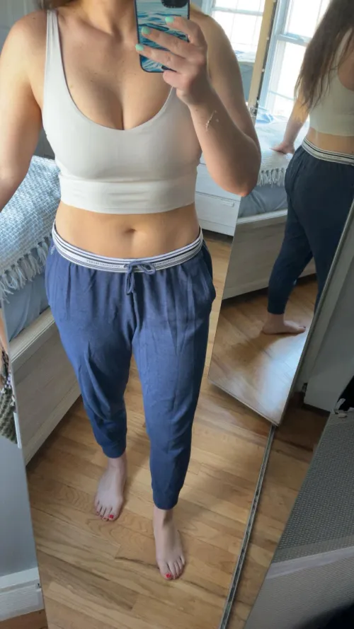 nice & comfy joggers…