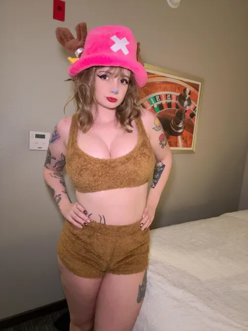 Perfect top for cleavage