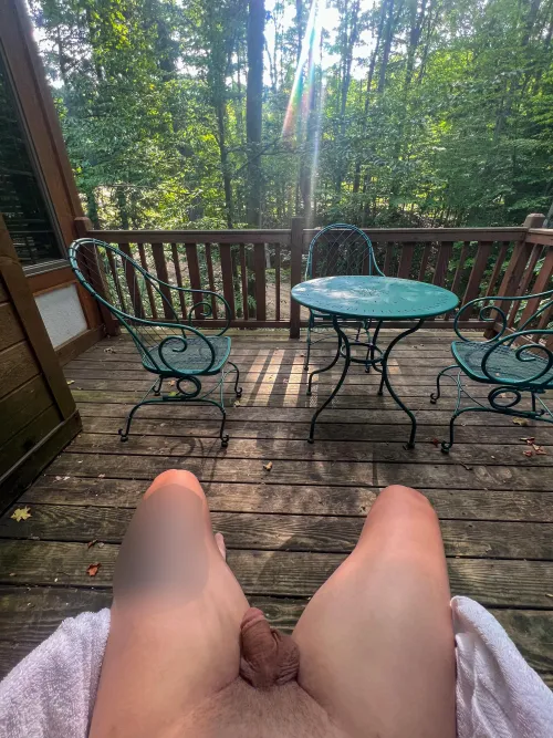 Post round relaxation on the cabin deck.