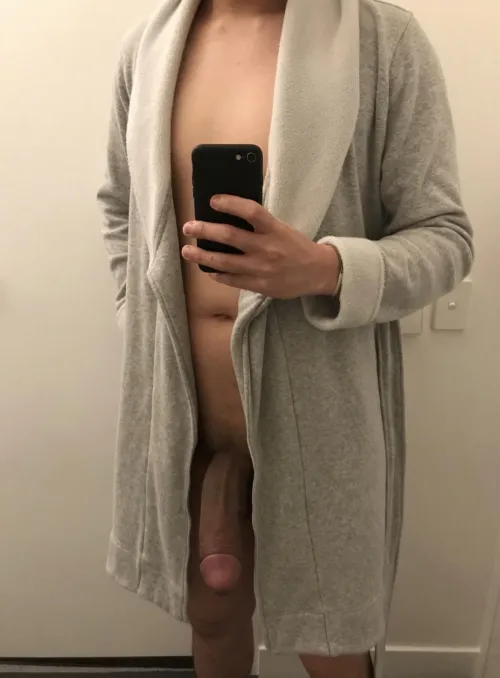 Post shower relaxing, need of some service…