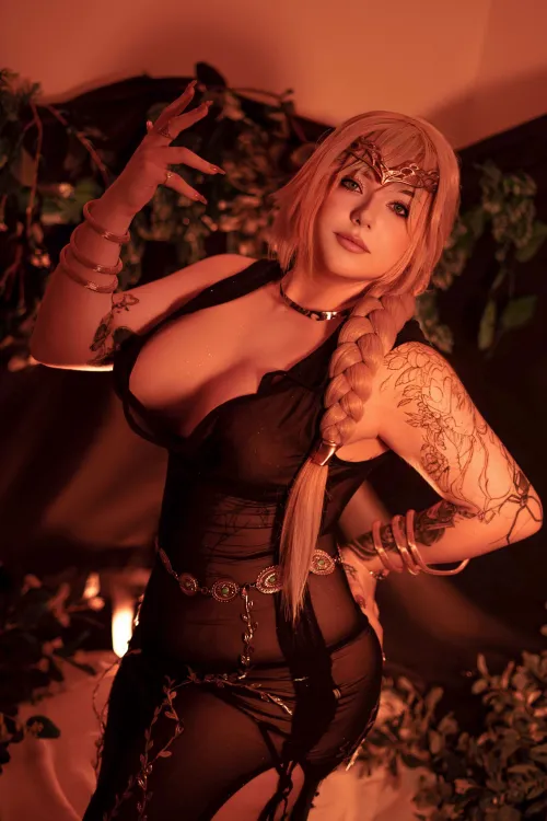 Queen Marika is so hot (Kuroitsne)