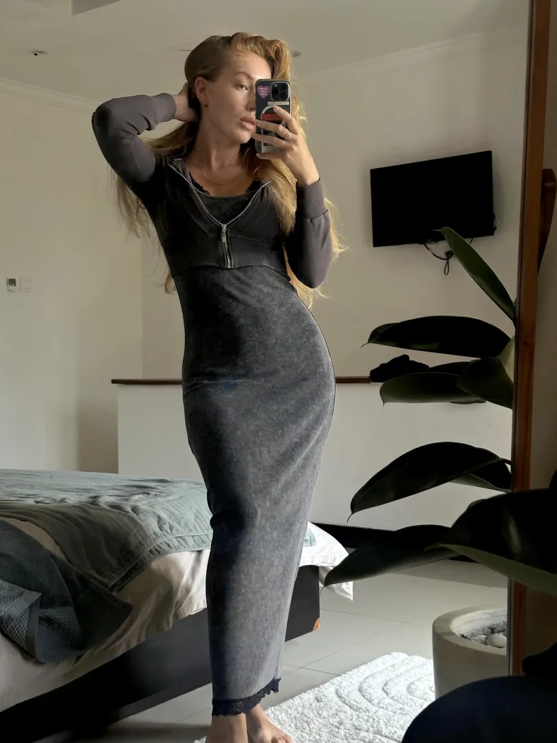 Tight dress is very seductive, but it’s uncomfortable to sit down