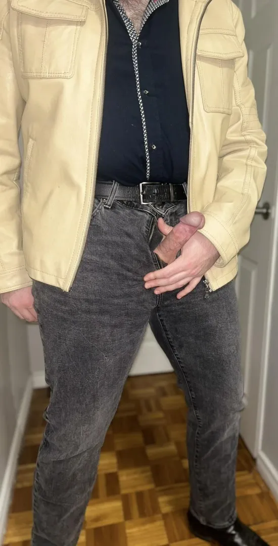 Who else free balled at the bar tonight