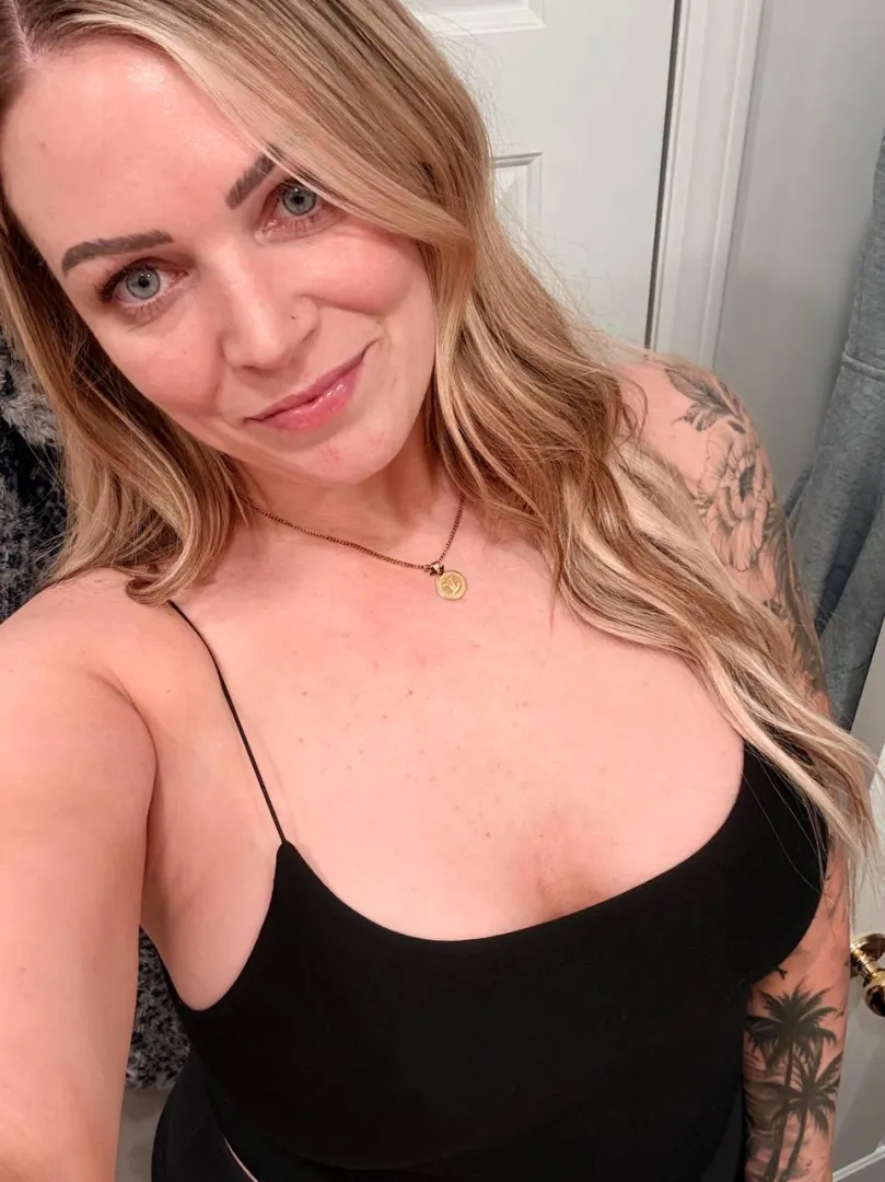 Would any older men on here eat me out?