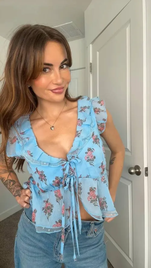 Would you let a 31 year old suck the life out of your balls? Y or N