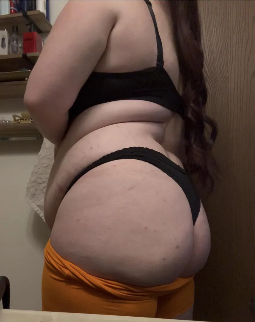 You can see my front from my back 