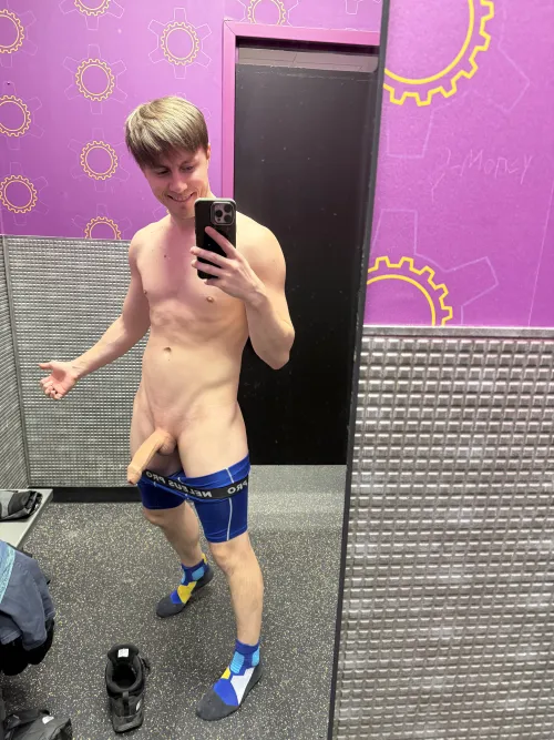 [26] first post here :)