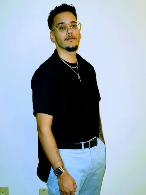 26/23 [MF4F] #Columbus - Poly guy seeking a girl to genuinely date.. that's open to cucking my partner. LTR only please.