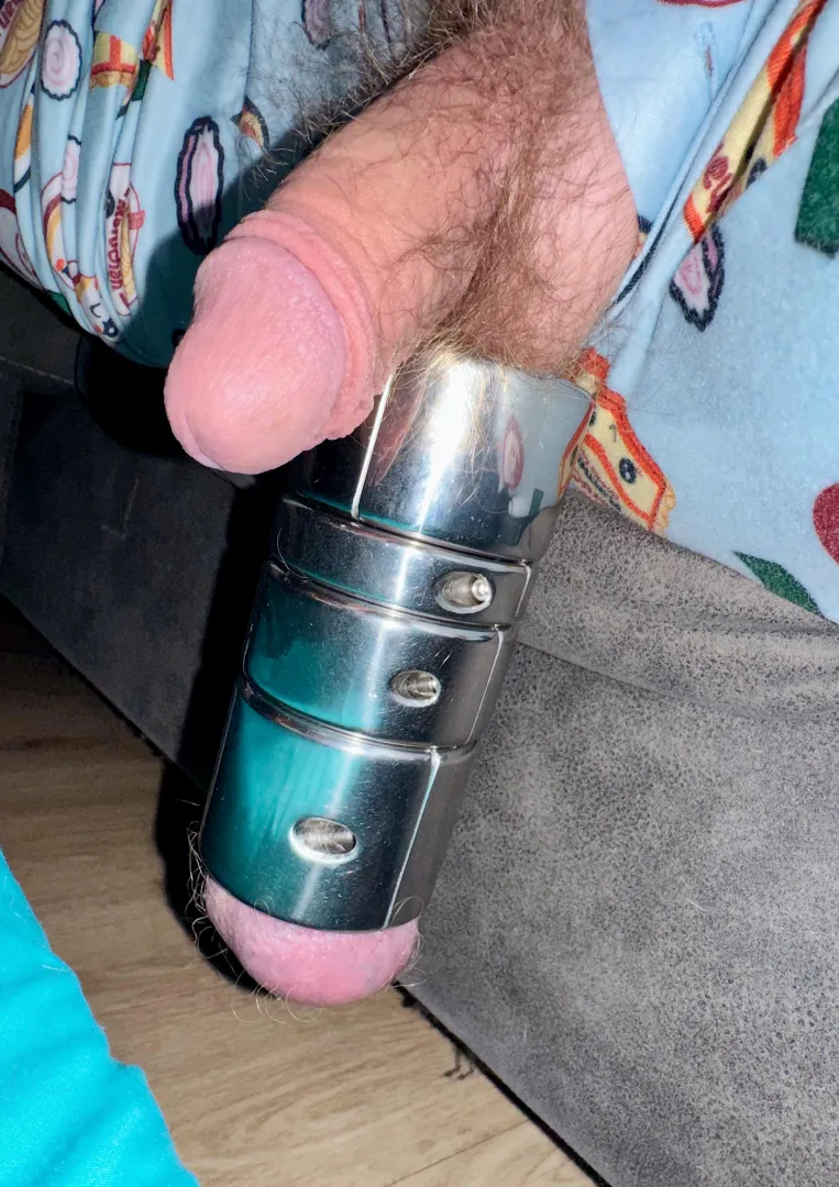 5” (12cm) 5.25 lbs weighted