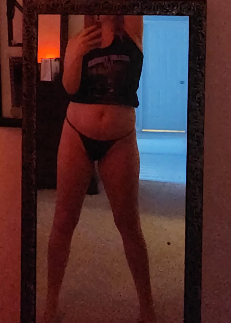 [50/47][MF4F][JerseyShore] any Bi Ladies wanna hook up Saturday. Maybe some drinks , flirty conversations and more. Message me. Let's chat.