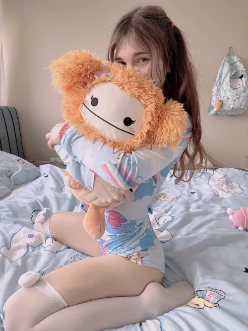 adorable baby missing papa ;w;