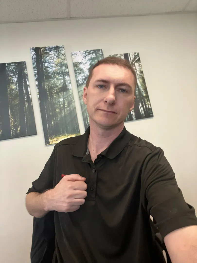 Any guys into impact play? Come punch me/kick me