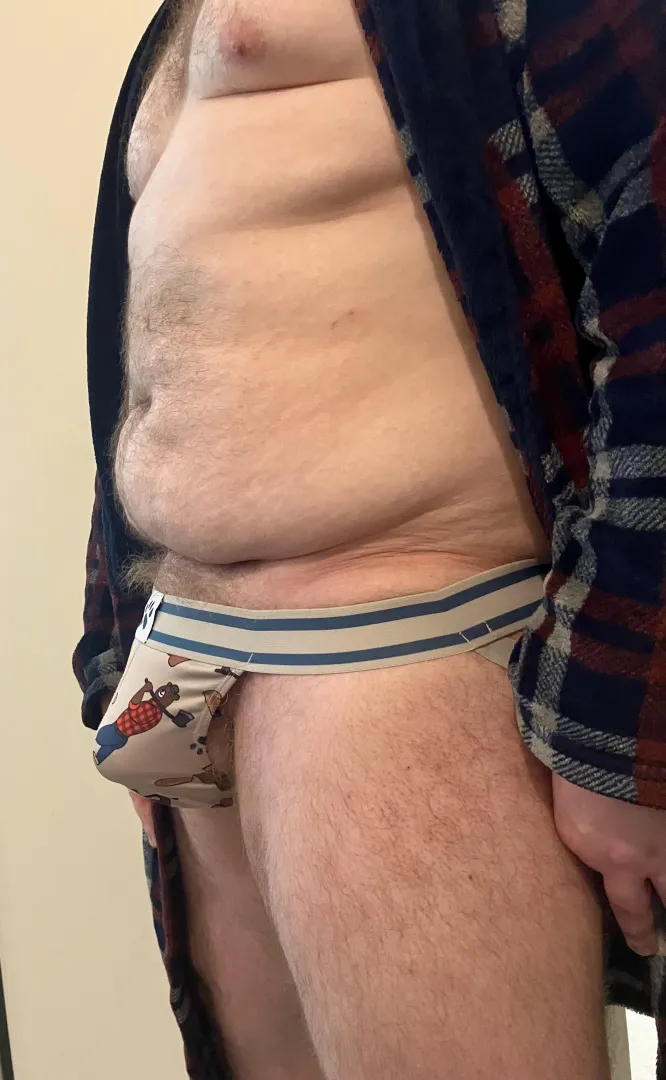 Anyone want to play with me? 