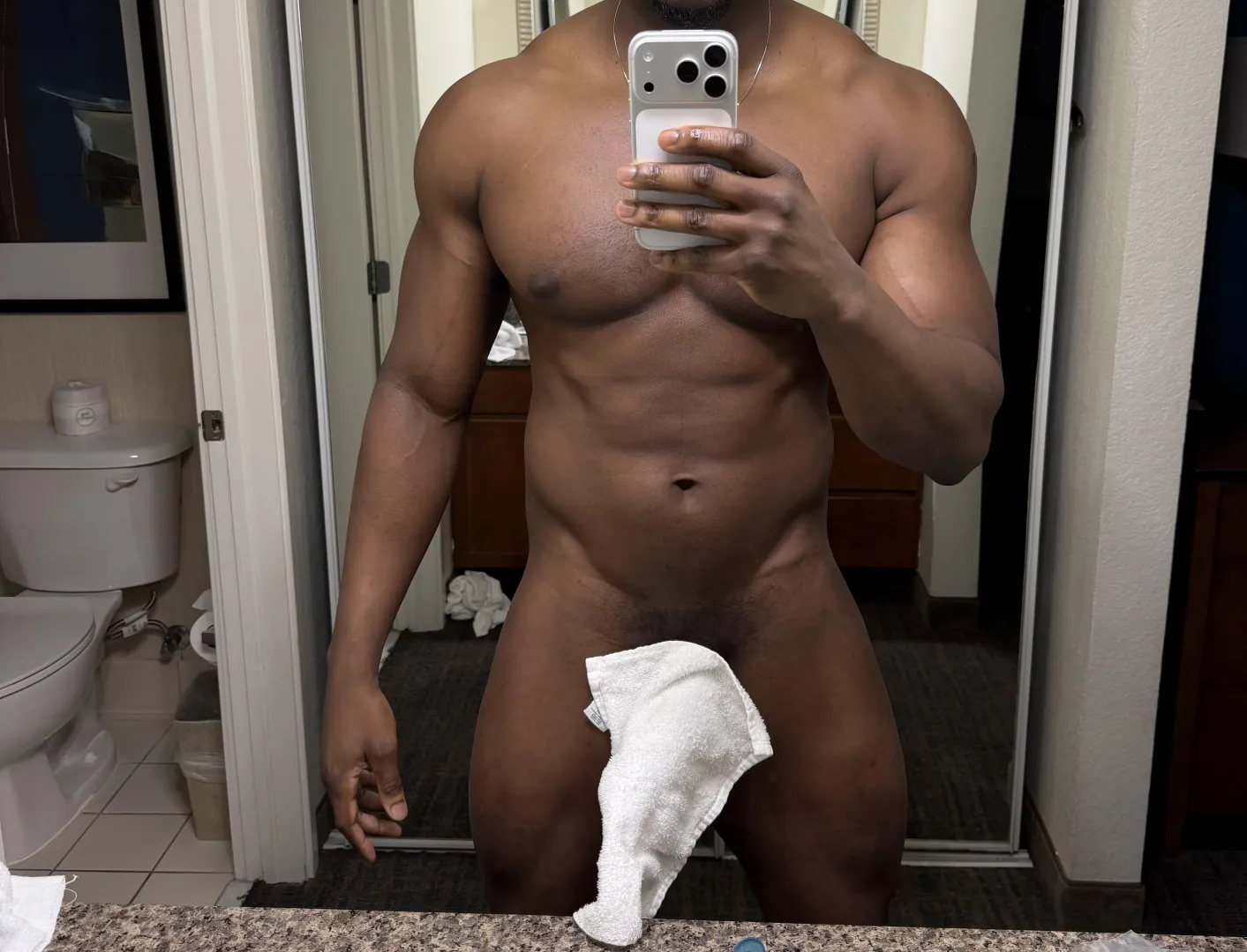 Anyone want to see what’s under the towel ?