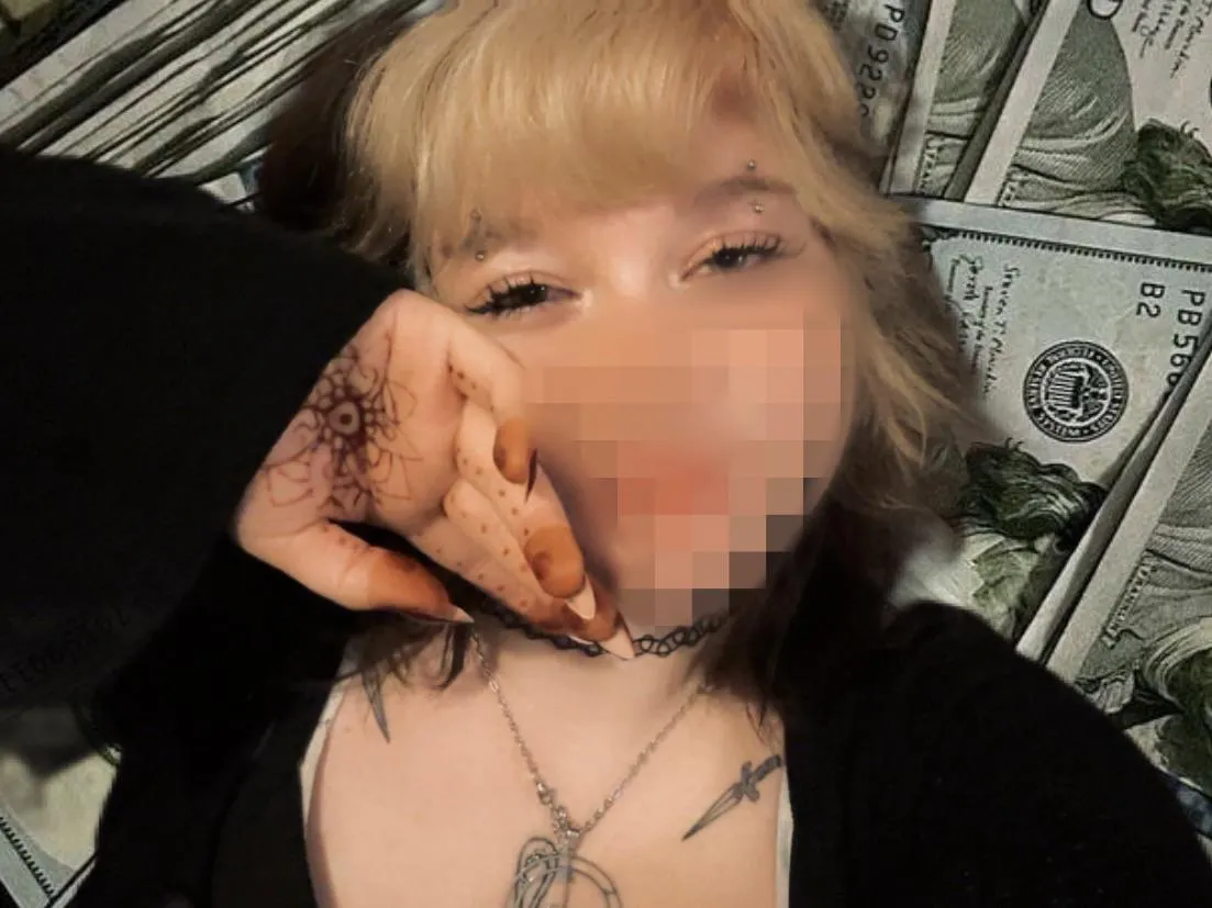 Cash queen censor god ✨