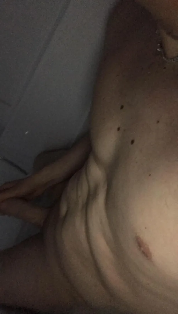 Femboy sucht femboy:3