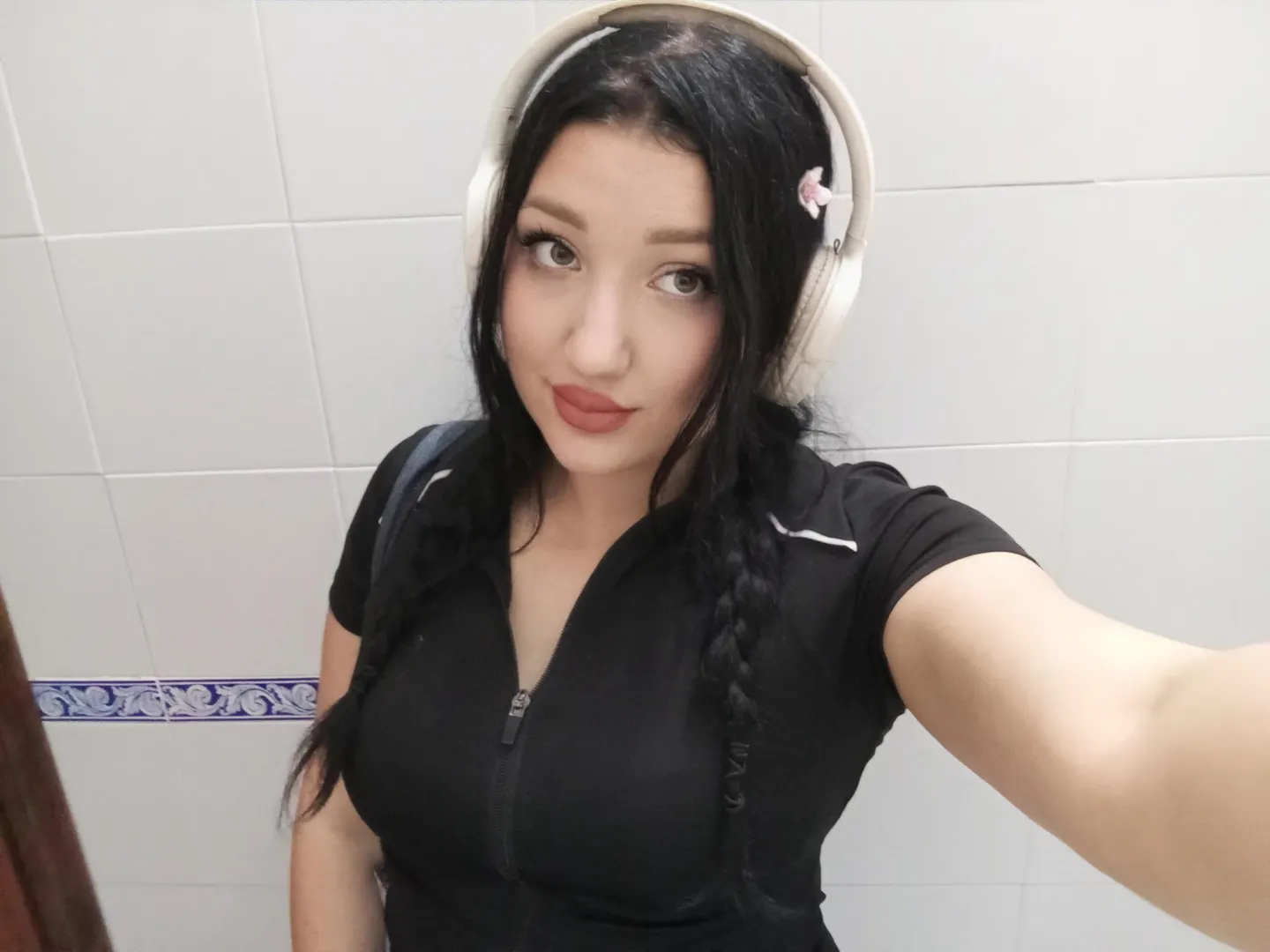 I look so cute and harmless but i'll break your balls in less than a minute. [Selling][Domme][sext]