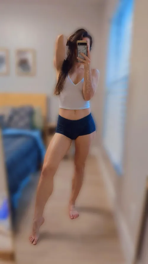 I took this photo for you  yeah the fuck right, April fools never in a million years would I take a picture for you  Now pay up and get locked for falling into my trap 