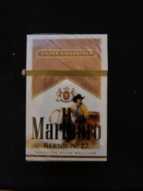 Is Marlboro running this design campaign again?