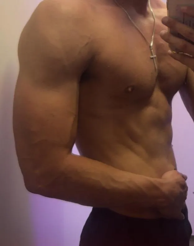 Looking for twink feet m22