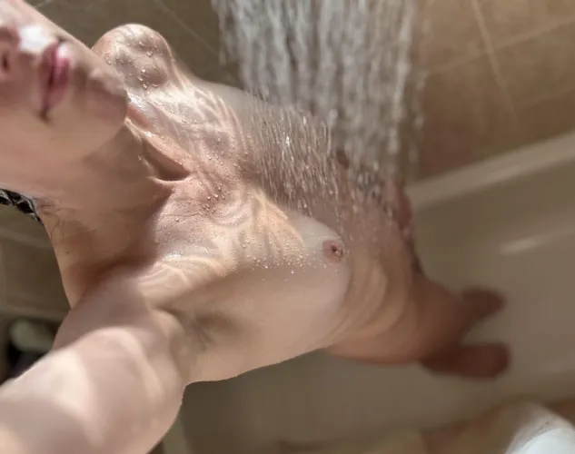 Love the light in my steamy delight