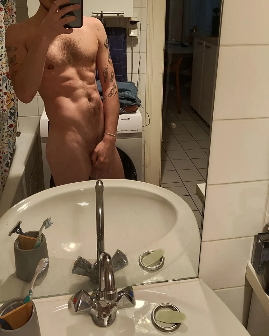 M23