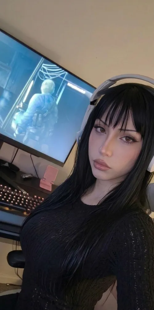 Making my subs useful by making them broke gets me so wet